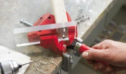 Bessey 4 Pack WS3 90 Degree Mitre Clamp -Master Tools Shop WS3 work woodplexi 1 c75 8d4f5f9a 970f 4a61 ad01 cc63e30fff60